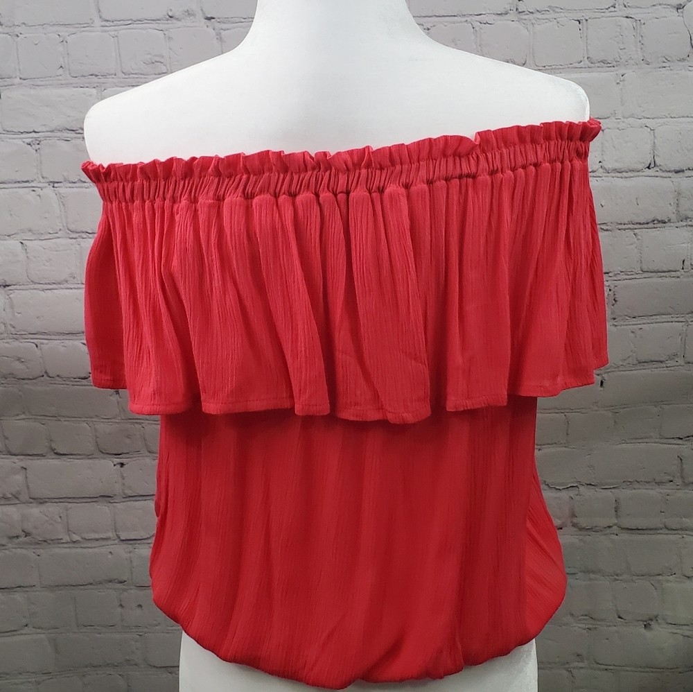 NWT Express Ruffle Off Shoulder Top - Picture 2 of 5